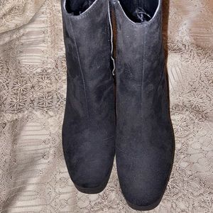 Zara Black platform boots size 7